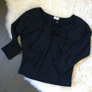 NEW Brandy Melville Lace Up 3/4 Sleeve Crop Top